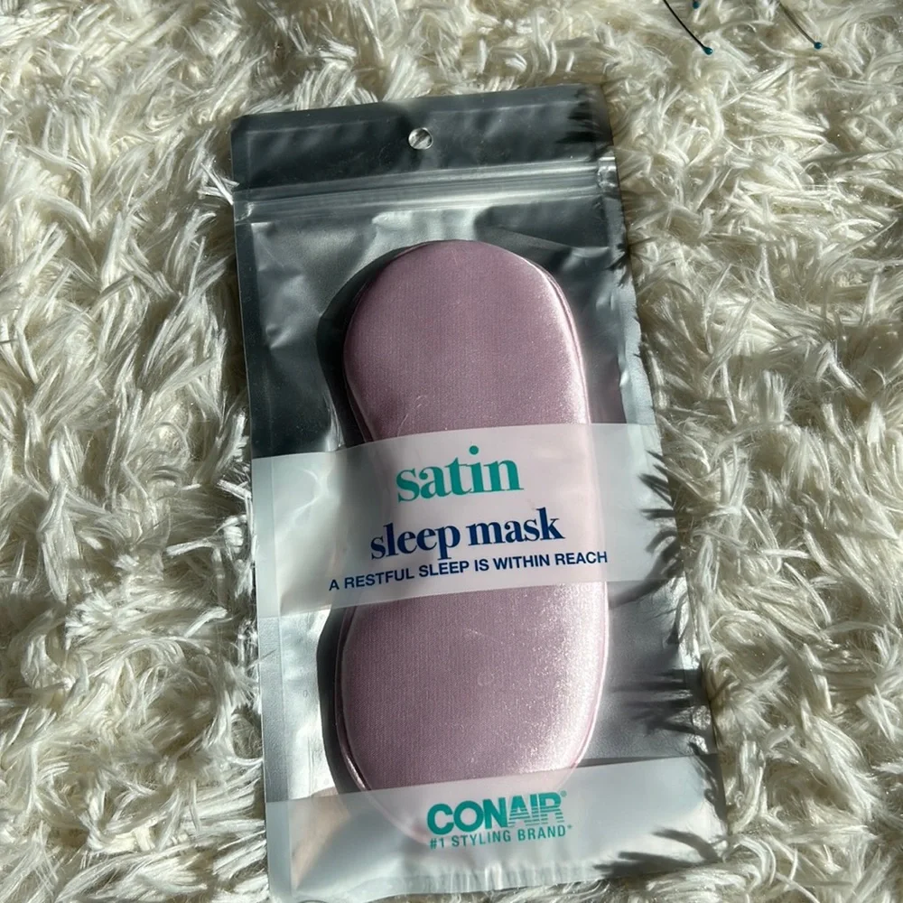 Conair pink satin sleep mask New in package